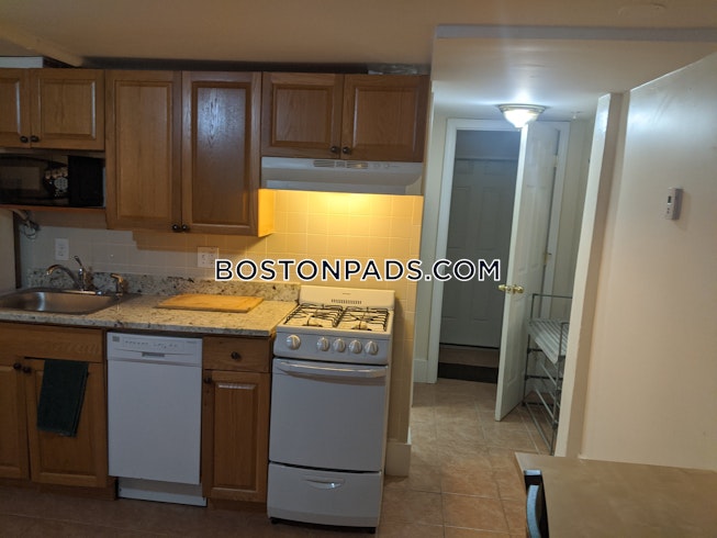 Cambridge - $2,000 /mo