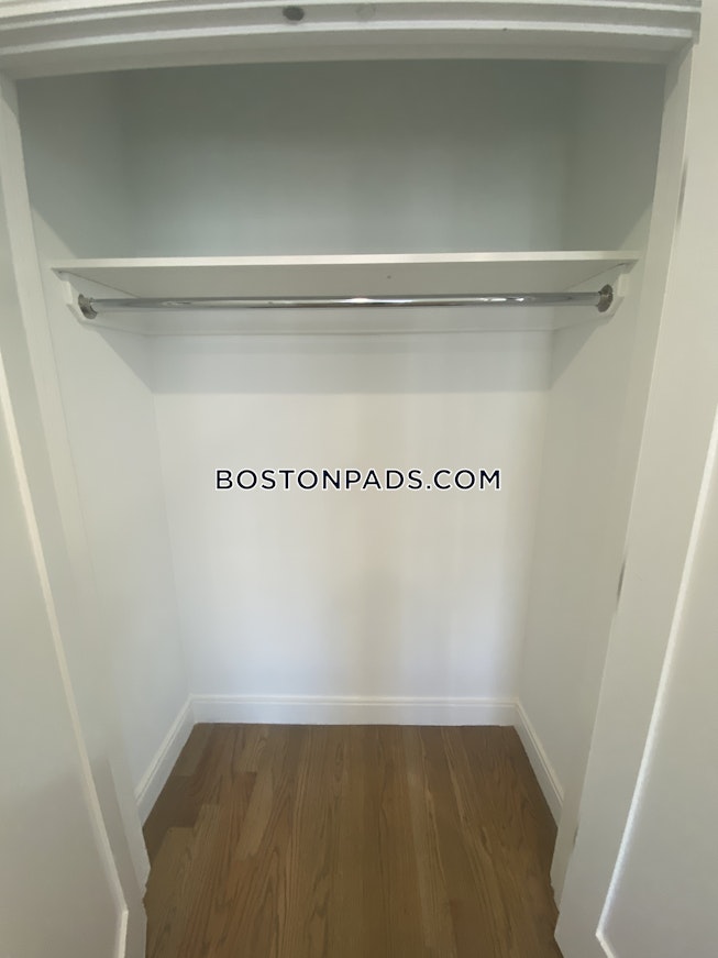 Boston - $3,195 /mo