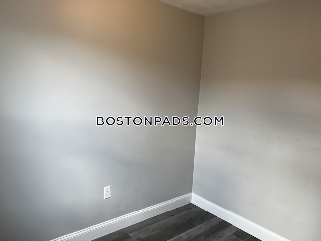 Boston - $2,400 /mo