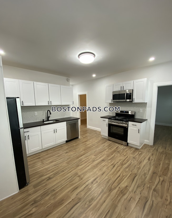 Boston - $3,800 /mo