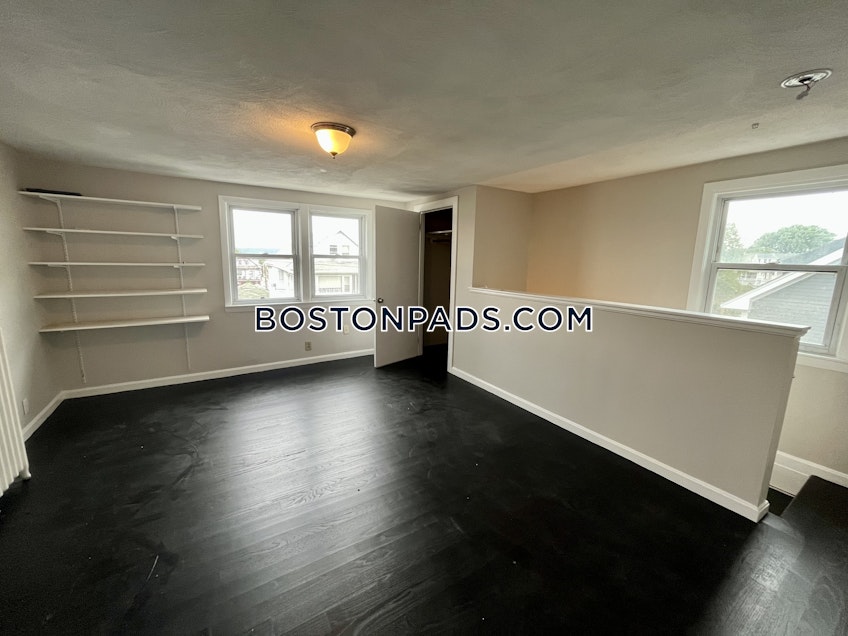 Somerville - $6,620 /month