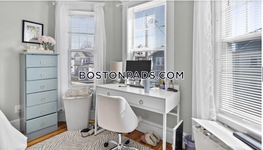 Boston - $6,300 /month