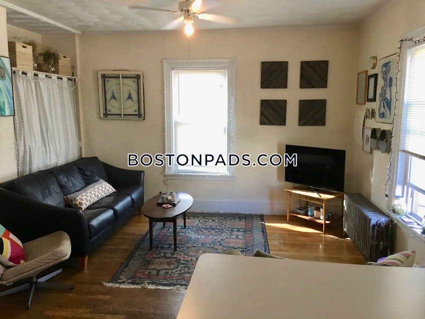 Boston - $1,600 /month