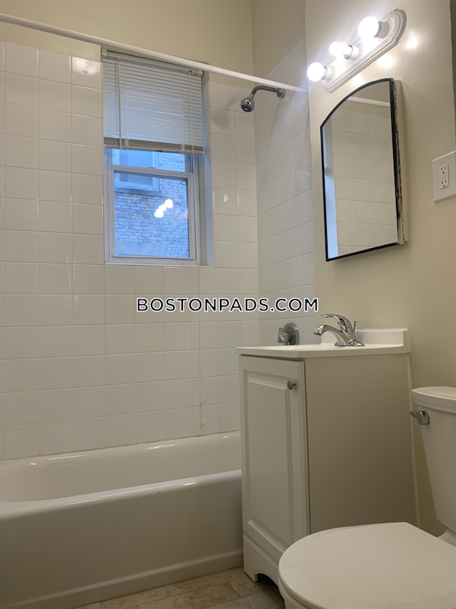 Brookline - $2,350 /mo