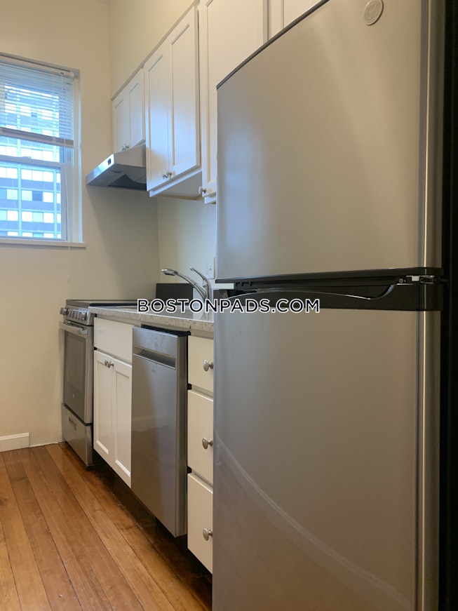 Brookline - $2,350 /mo