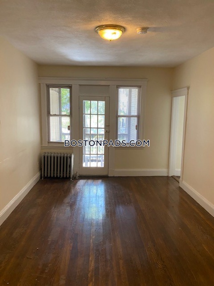 Boston - $1,995 /month