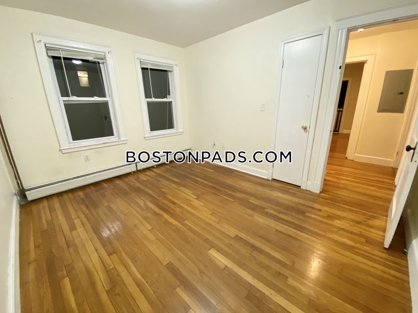 Boston - $4,500 /month