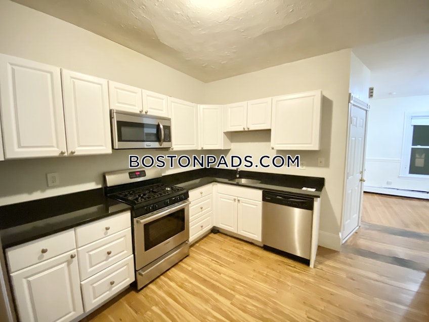 Boston - $3,300 /month