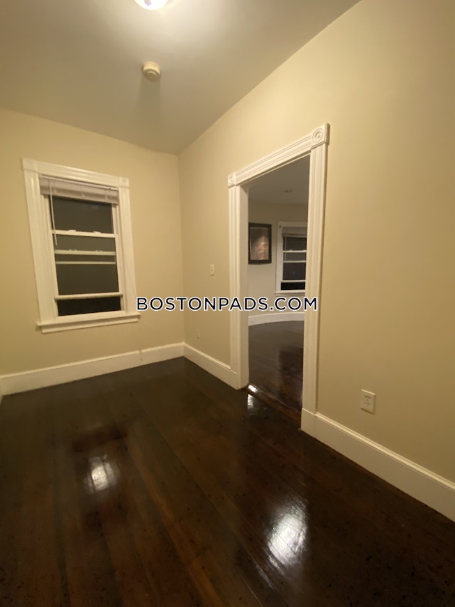 Boston - $3,500 /mo