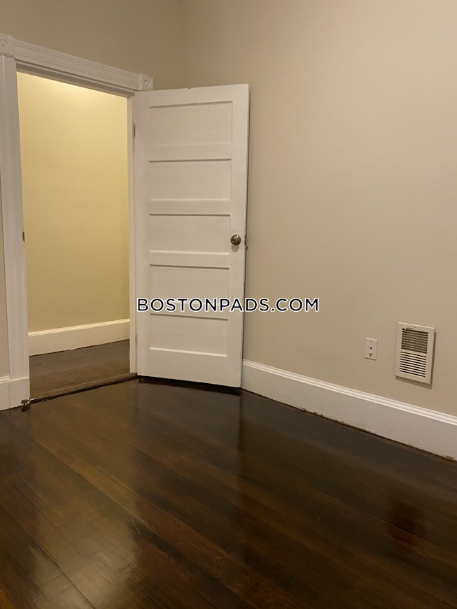 Boston - $3,500 /mo