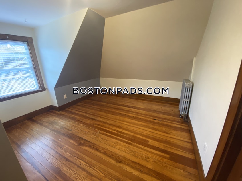 Boston - $3,600 /month