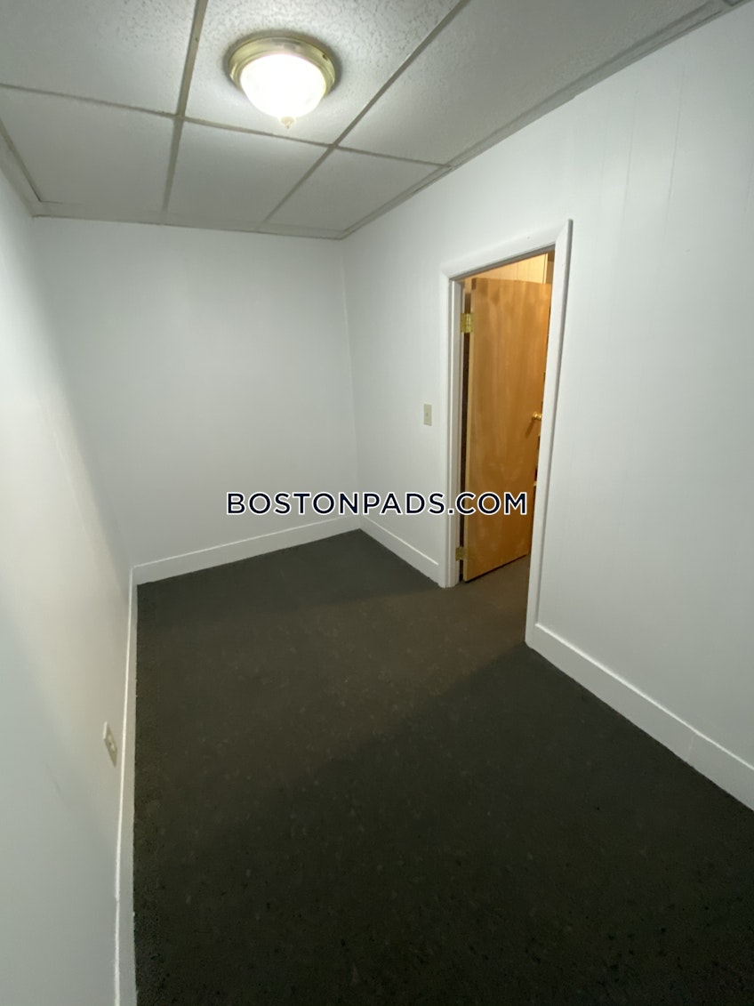 Boston - $2,250 /month