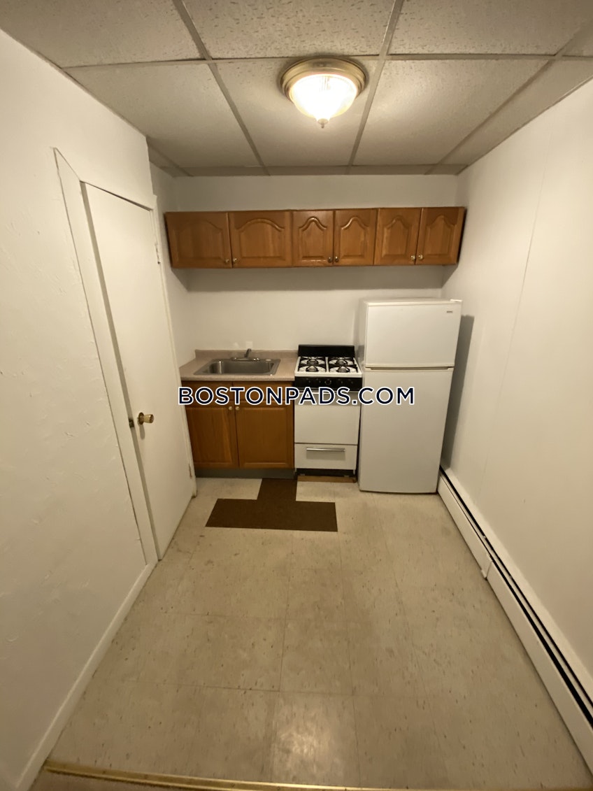 Boston - $1,950 /month