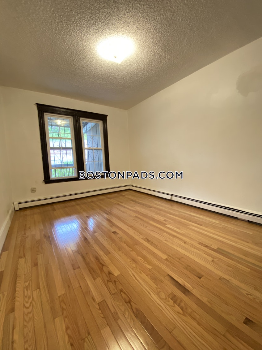 Boston - $3,500 /month