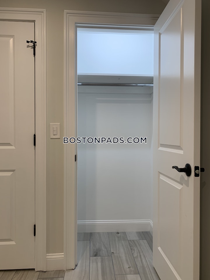 brighton-be-the-first-to-live-in-this-newly-renovated-2-bed1bath-apartment-on-comm-ave-boston-4295-525895 