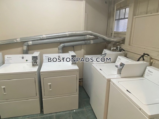 Boston - $5,180 /mo