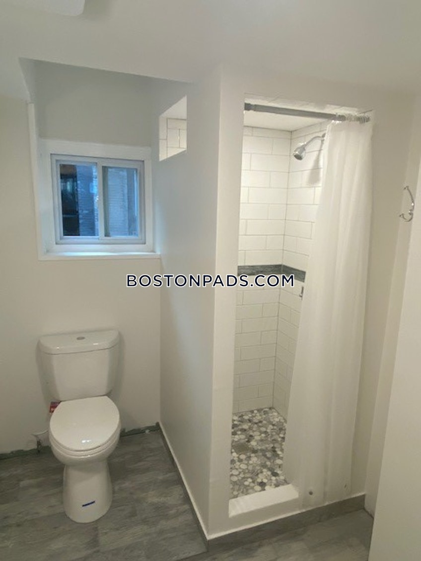 Boston - $5,180 /month