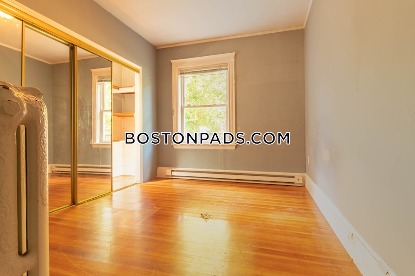 Boston - $2,000 /month