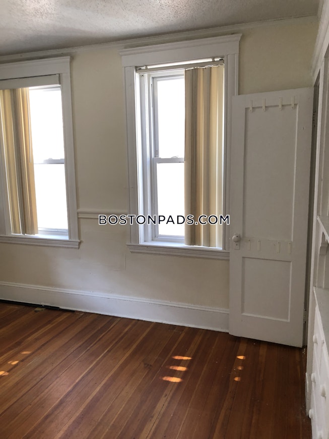 Boston - $2,900+ /mo