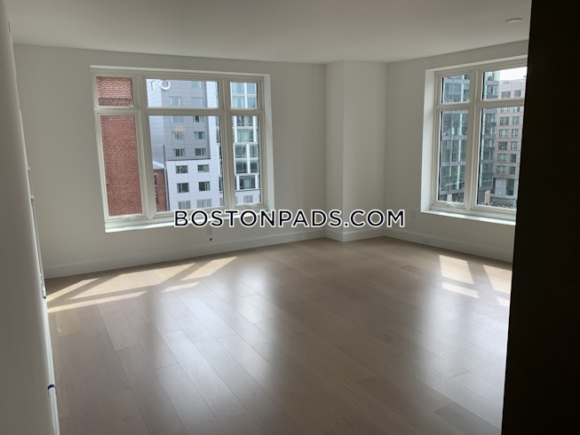 Boston - $7,295 /mo