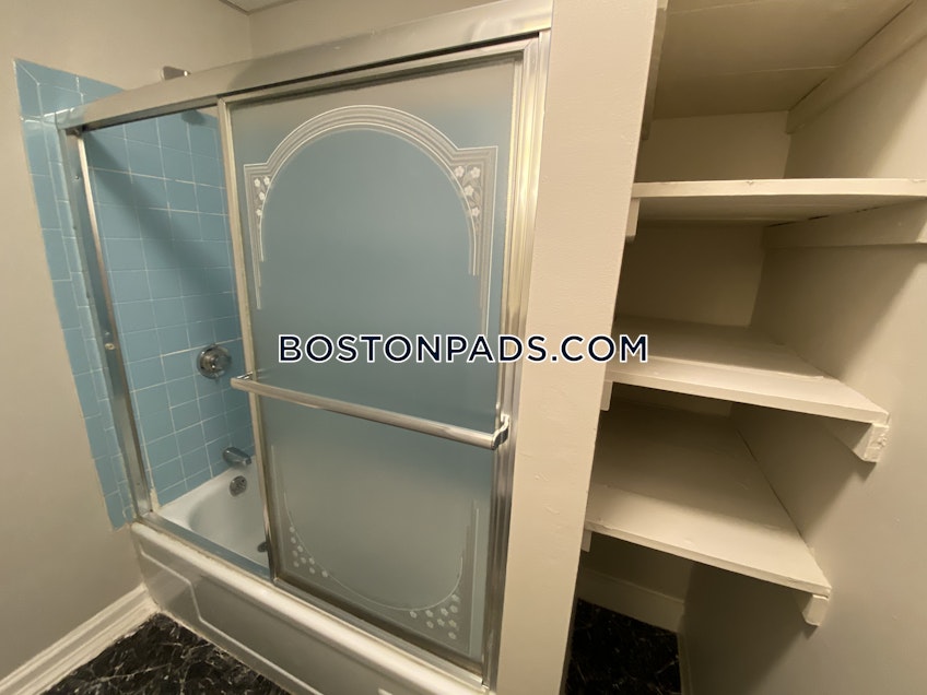 Boston - $2,100 /month