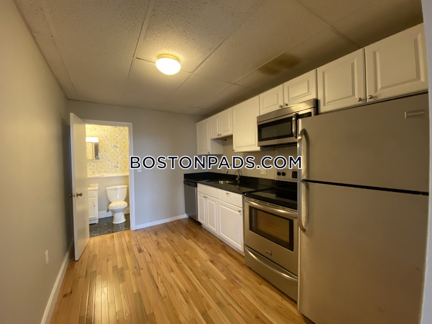 Boston - $2,100 /month