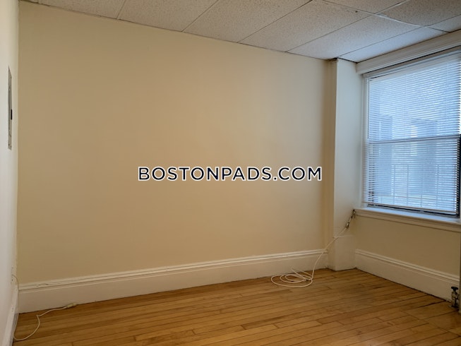 Boston - $1,500 /mo