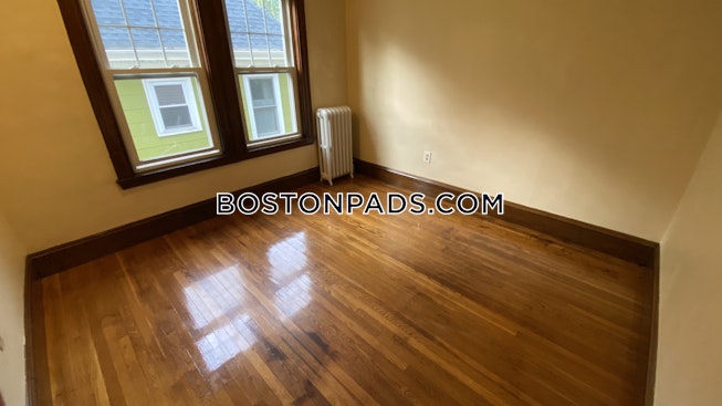 Boston - $4,500 /mo