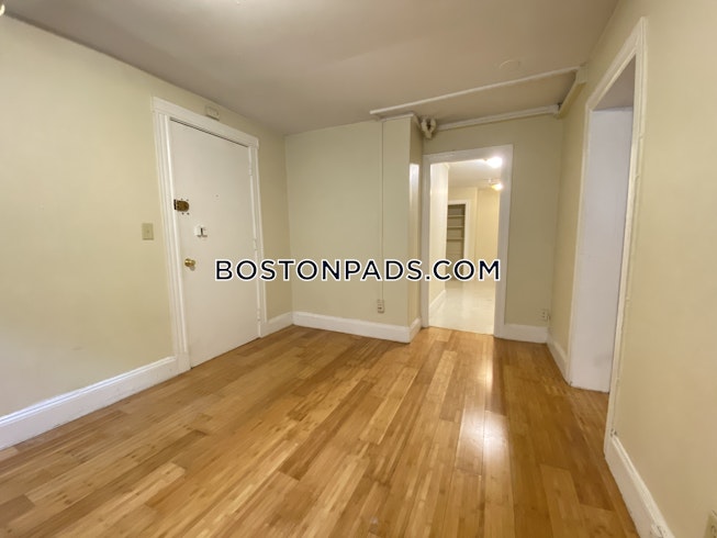 Boston - $1,725 /mo