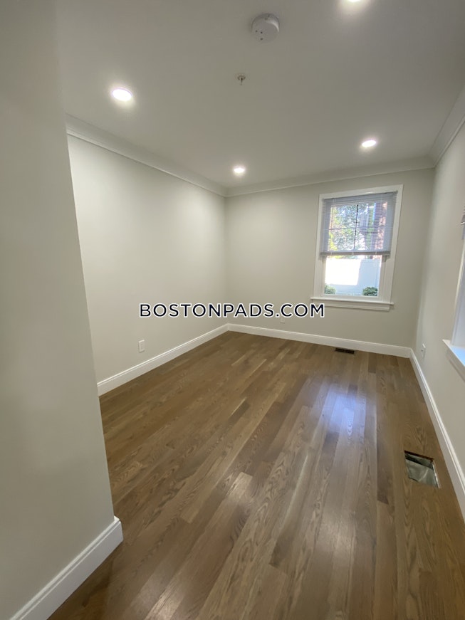 Cambridge - $3,795 /mo