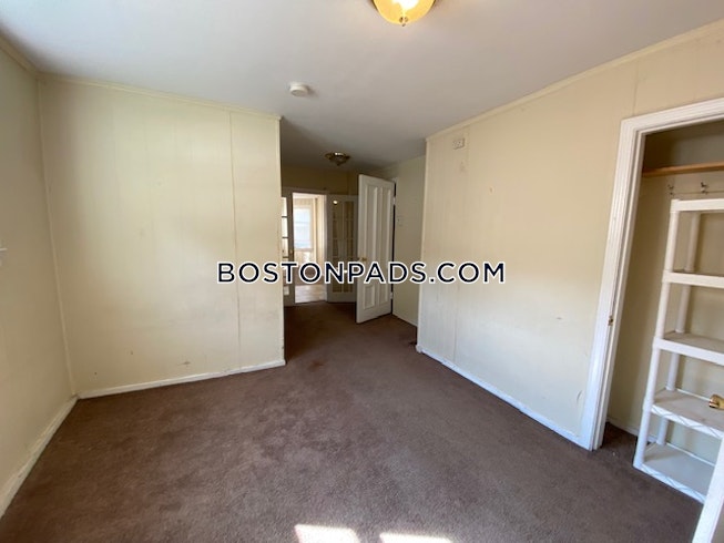 Boston - $1,595 /mo