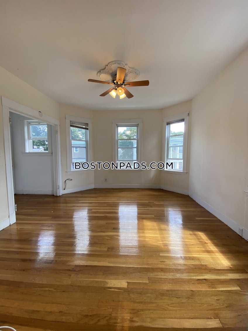 Boston - $2,500 /month