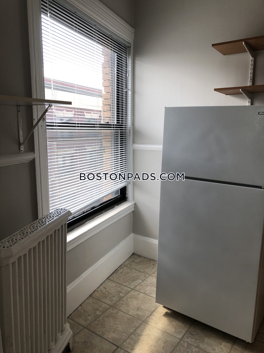 Brookline - $2,575 /month