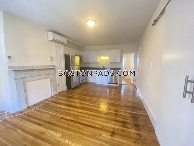 Boston - $2,400 /mo