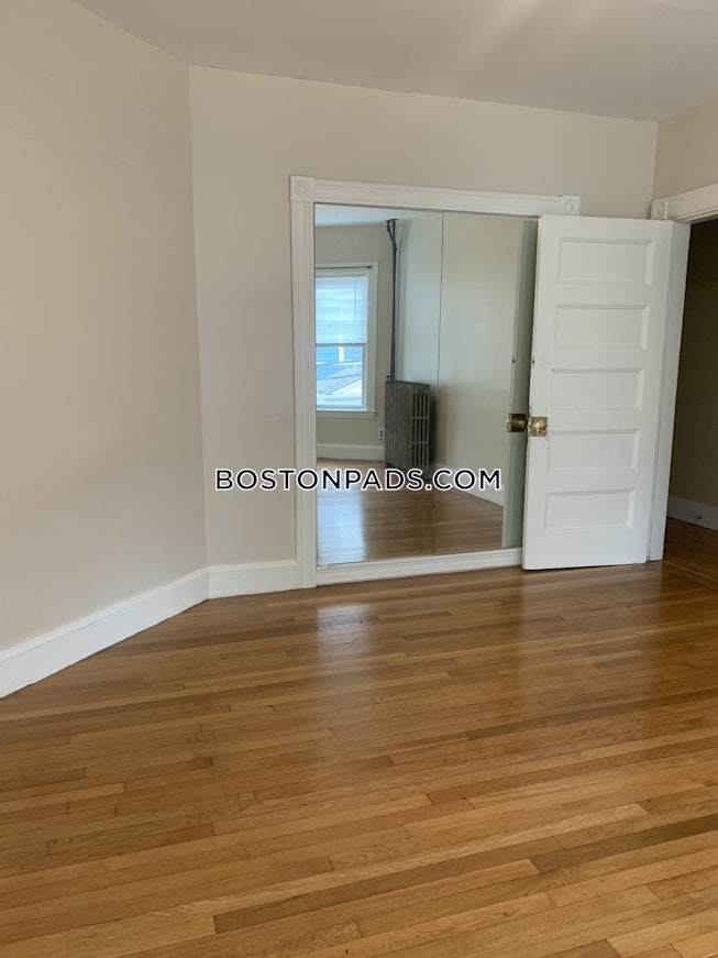 Chelsea - $4,000 /mo