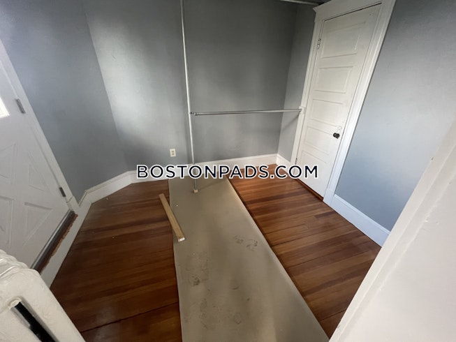 Boston - $2,200 /mo