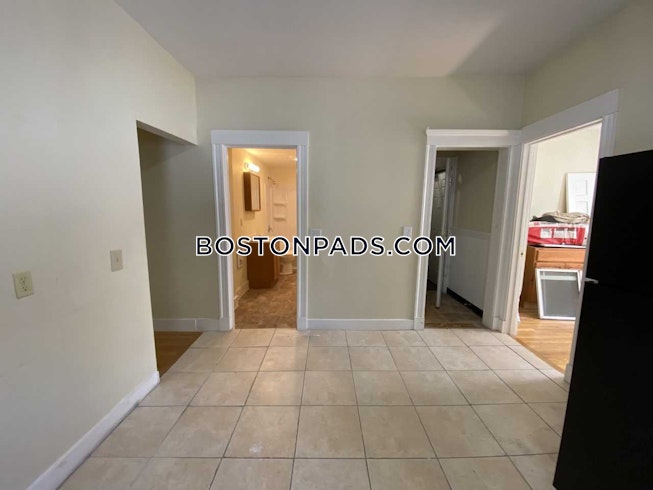 Boston - $3,495 /mo