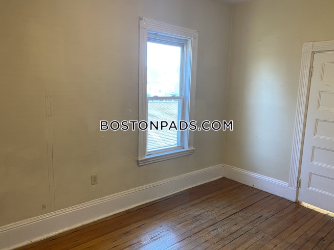 Boston - $2,575 /mo