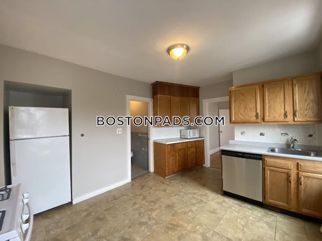 Cambridge - $2,800 /mo