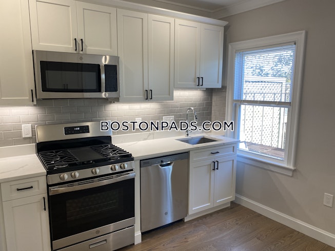 Boston - $2,970 /mo