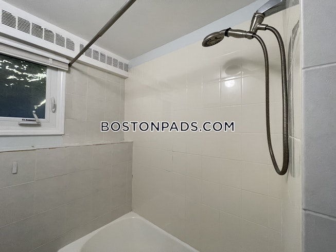 Boston - $2,150 /mo