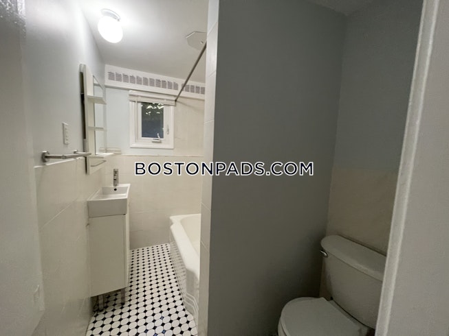 Boston - $2,150 /mo