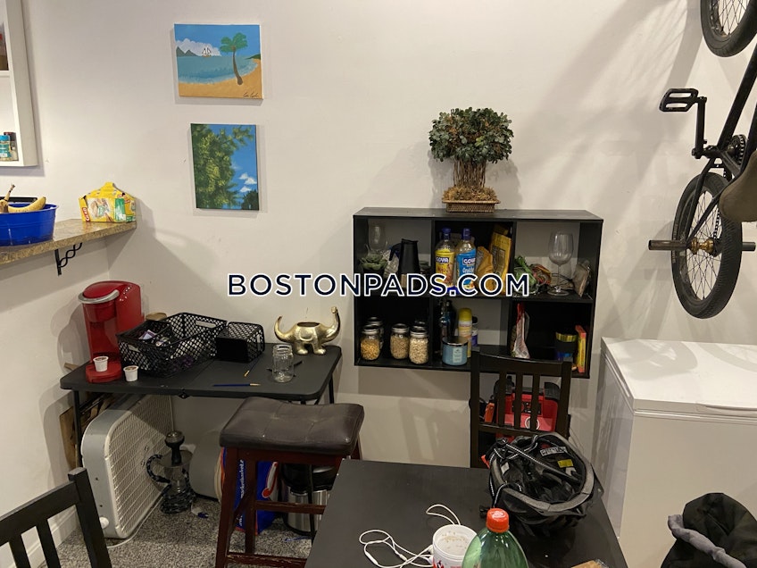 Boston - $3,400 /month