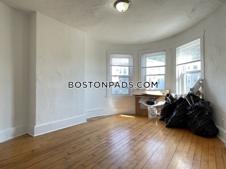 Bowdoin St. Boston picture 2