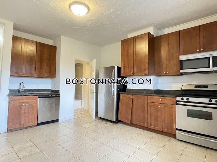 Bowdoin St. Boston picture 15