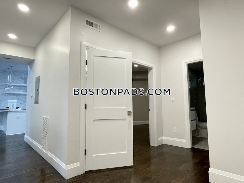 Brookline - $4,650 /month