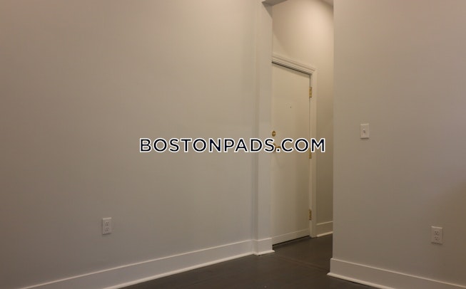 Boston - $2,625 /mo