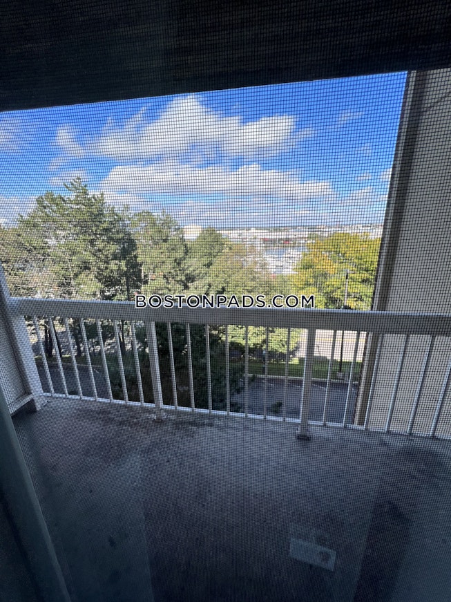 Chelsea - $2,600 /mo