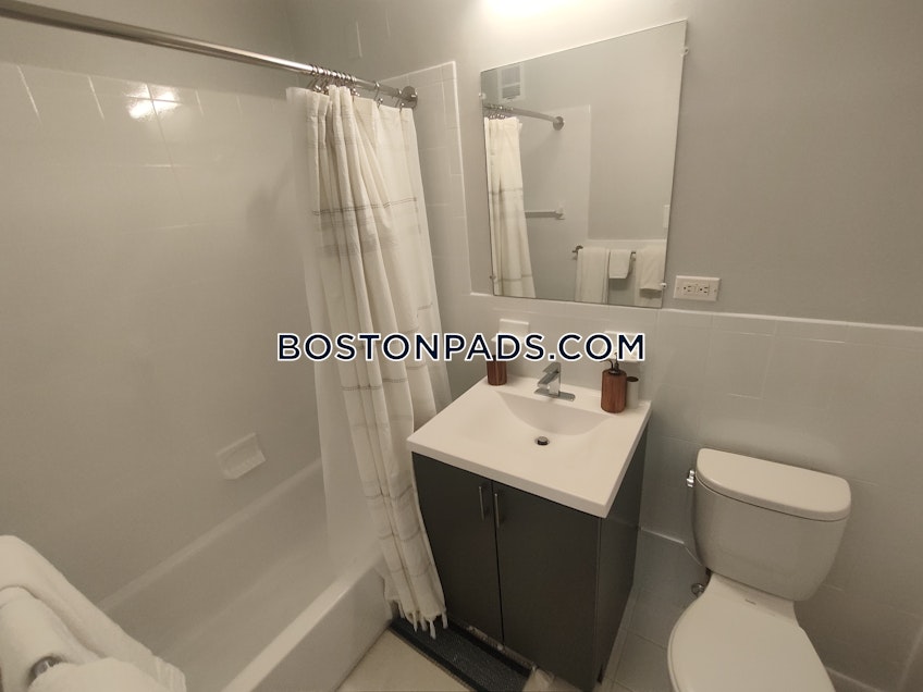 Boston - $2,552 /month