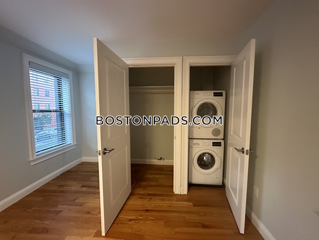 Boston - $2,600 /mo